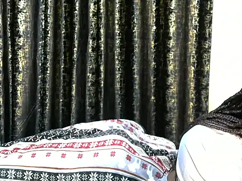 Snapshot of Kababy_love chatting on December 31, 5:40 pm Kababy love online show from December 31, 5:40 pm