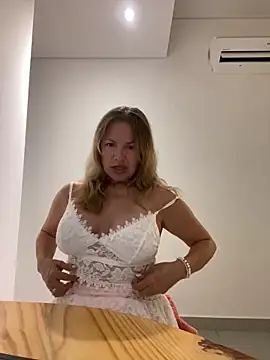 Leyna liu online show from March 6, 1:58 am