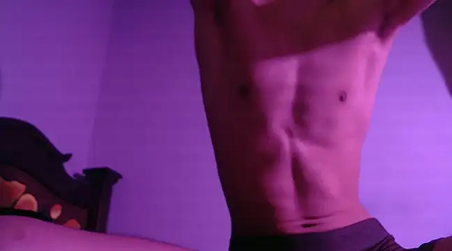 isaaclatino online show from December 12, 8:14 am