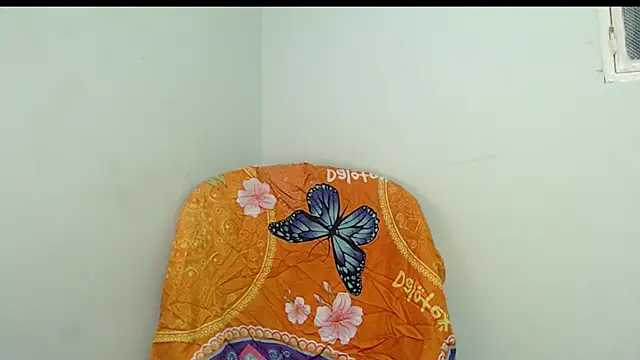 isaaclatino online show from April 18, 12:36 am