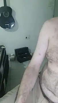 pikalindaxx online show from April 18, 1:04 pm