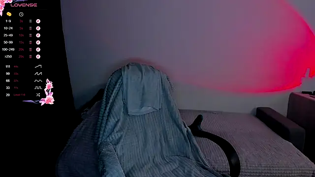 Snapshot of Alex_silents chatting on November 27, 2:30 pm Alex silents online show from November 27, 2:30 pm