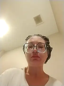 xWhoreAbleX Pika online show from October 31, 4:30 pm