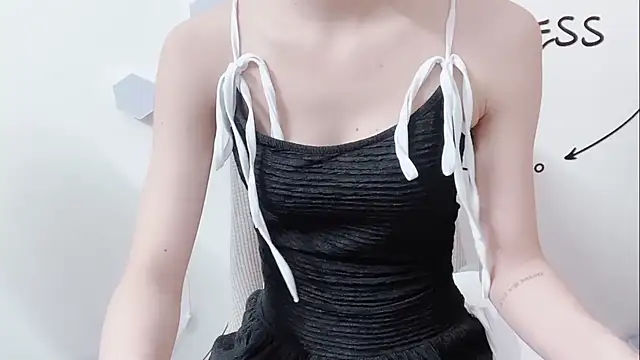 Sarah-ery online show from April 10, 1:11 am