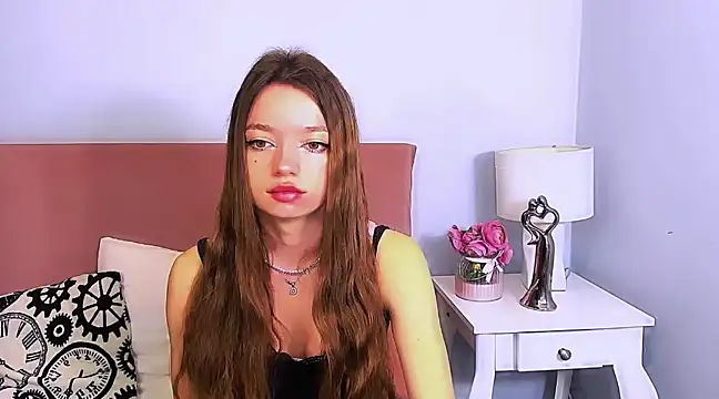 Snapshot of GraceLips chatting on March 20, 6:30 am GraceLips online show from March 20, 6:30 am