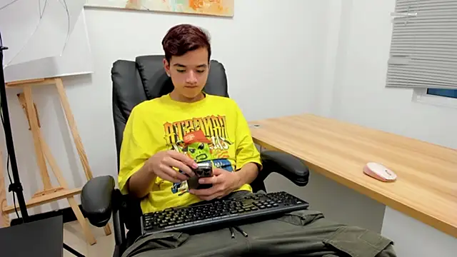 Snapshot of bunny_maxi chatting on November 13, 12:26 pm bunny maxi online show from November 13, 12:26 pm