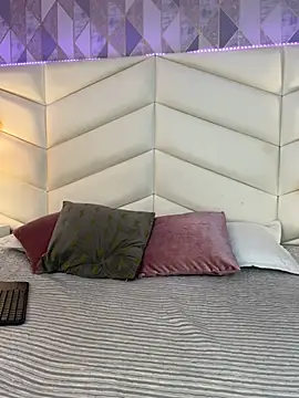 Snapshot of Brenda_Garcia chatting on March 15, 12:15 am Brenda Garcia online show from March 15, 12:15 am