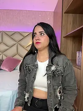 Snapshot of Brenda_Garcia chatting on March 23, 4:05 am Brenda Garcia online show from March 23, 4:05 am