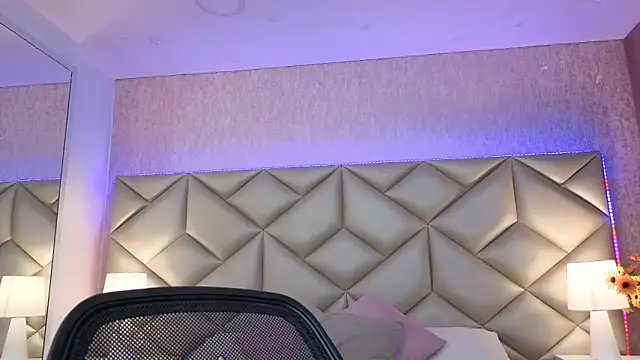 Snapshot of Brenda_Garcia chatting on September 21, 12:07 pm Brenda Garcia online show from September 21, 12:07 pm