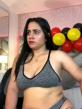 Snapshot of Brenda_Garcia chatting on September 24, 8:12 pm Brenda Garcia online show from September 24, 8:12 pm