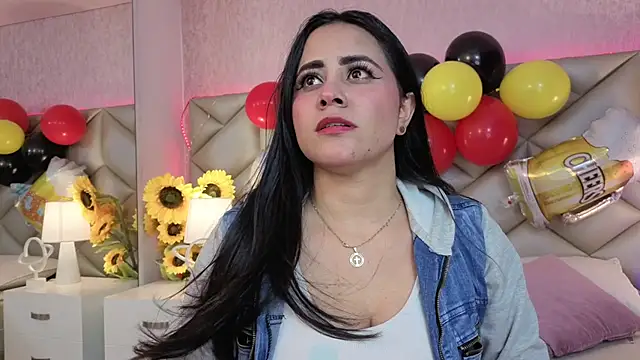 Snapshot of Brenda_Garcia chatting on September 26, 8:02 pm Brenda Garcia online show from September 26, 8:02 pm