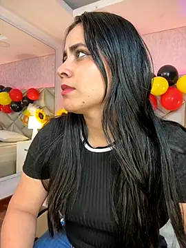 Snapshot of Brenda_Garcia chatting on October 1, 9:32 pm Brenda Garcia online show from October 1, 9:32 pm