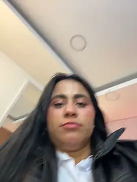 Snapshot of Brenda_Garcia chatting on November 21, 9:57 pm Brenda Garcia online show from November 21, 9:57 pm