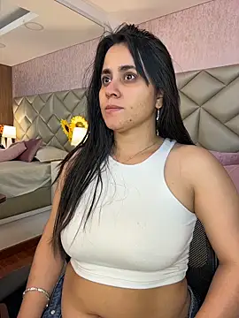 Snapshot of Brenda_Garcia chatting on November 30, 12:09 pm Brenda Garcia online show from November 30, 12:09 pm