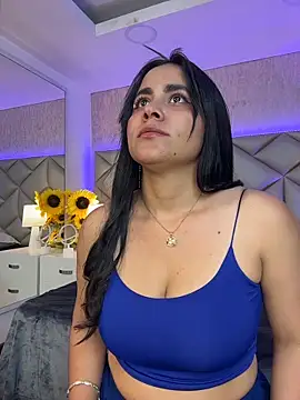 Snapshot of Brenda_Garcia chatting on December 18, 8:26 pm Brenda Garcia online show from December 18, 8:26 pm