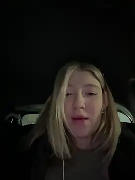 littlebitchess online show from November 26, 6:09 pm