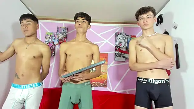 oliverhot2005 online show from January 9, 9:58 pm