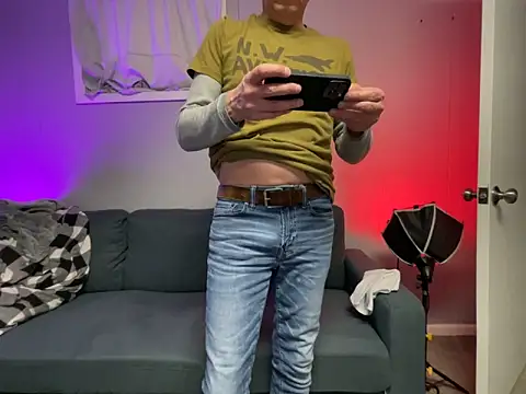 mouser21212 online show from January 22, 3:40 pm