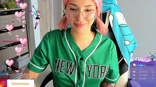 folinskayyya online show from January 30, 7:18 am