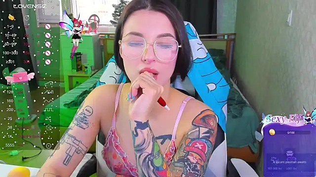 folinskayyya online show from December 18, 5:02 am