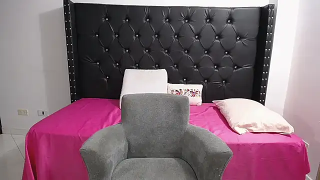 renata salinas 1 online show from January 10, 12:12 am