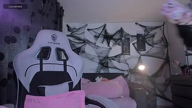 satanbabee online show from October 20, 11:16 pm