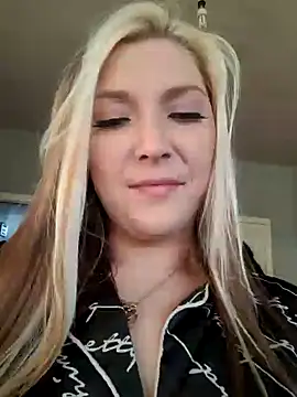 Snapshot of Kinkymilf56 chatting on December 1, 6:30 pm Kinkymilf56 online show from December 1, 6:30 pm