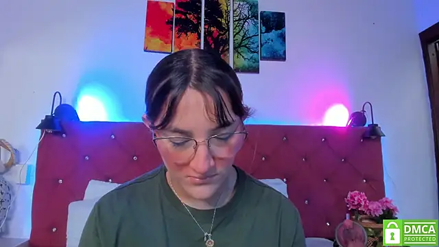 Ruth harvey  online show from November 25, 1:44 pm