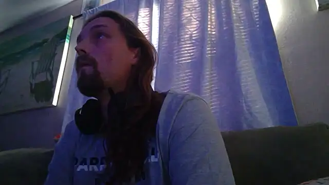 Snapshot of VitaminmanFL chatting on November 29, 1:36 pm VitaminmanFL online show from November 29, 1:36 pm