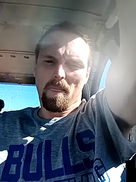 Snapshot of VitaminmanFL chatting on December 4, 5:43 pm VitaminmanFL online show from December 4, 5:43 pm