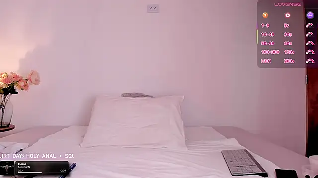 alyjonesoficiall online show from February 8, 7:17 pm