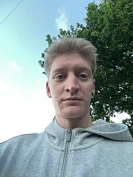 Snapshot of jerk_it_out69 chatting on September 11, 5:35 pm jerk it out69 online show from September 11, 5:35 pm