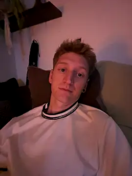 Snapshot of jerk_it_out69 chatting on September 13, 5:40 am jerk it out69 online show from September 13, 5:40 am