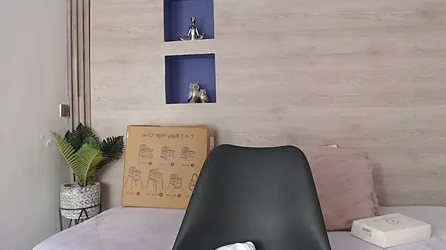 Dakotagloss online show from April 13, 9:09 pm