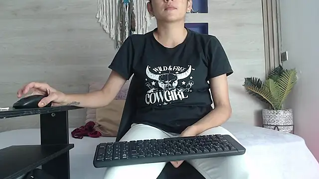 Dakotagloss online show from May 29, 9:24 pm