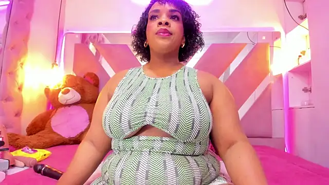 Snapshot of Scarlett-Bonnet chatting on March 13, 3:54 am Scarlett-Bonnet online show from March 13, 3:54 am