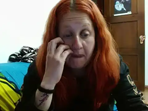 Snapshot of ViioletaMora chatting on September 23, 4:04 am ViioletaMora online show from September 23, 4:04 am
