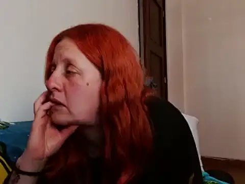 Snapshot of ViioletaMora chatting on September 27, 9:09 pm ViioletaMora online show from September 27, 9:09 pm