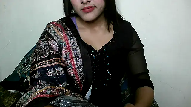 Snapshot of Princess_noorjahan chatting on January 22, 6:41 pm Princess noorjahan online show from January 22, 6:41 pm