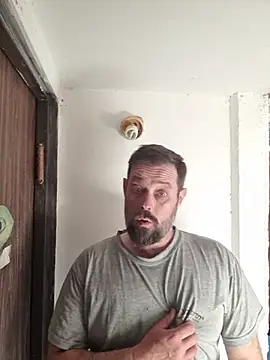 Snapshot of zefside42 chatting on November 23, 12:49 pm zefside42 online show from November 23, 12:49 pm