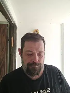 Snapshot of zefside42 chatting on December 14, 11:04 am zefside42 online show from December 14, 11:04 am