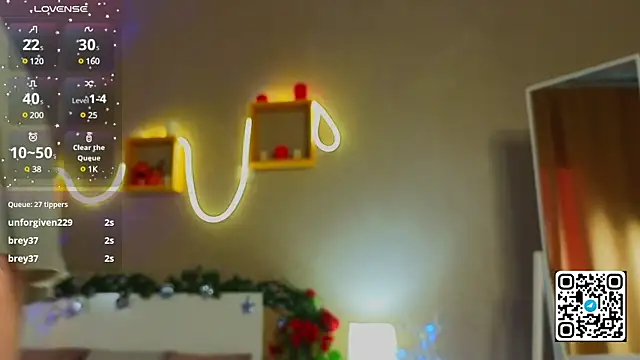 Snapshot of oliviabr0wn0 chatting on January 22, 8:07 am oliviabr0wn0 online show from January 22, 8:07 am