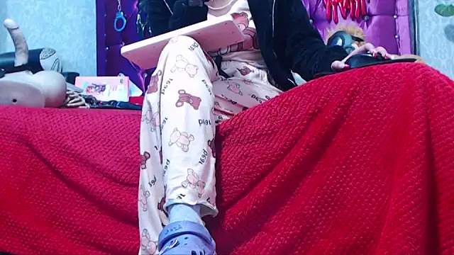 AyshaScott online show from February 26, 1:21 pm