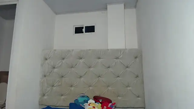 Snapshot of Melody_phillips2 chatting on September 12, 8:47 am Melody phillips2 online show from September 12, 8:47 am