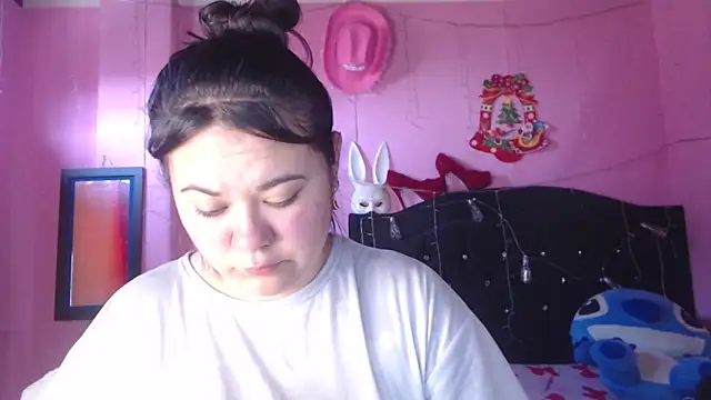 NikkiRous  online show from September 16, 12:39 pm