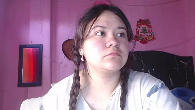 NikkiRous  online show from September 27, 12:43 pm