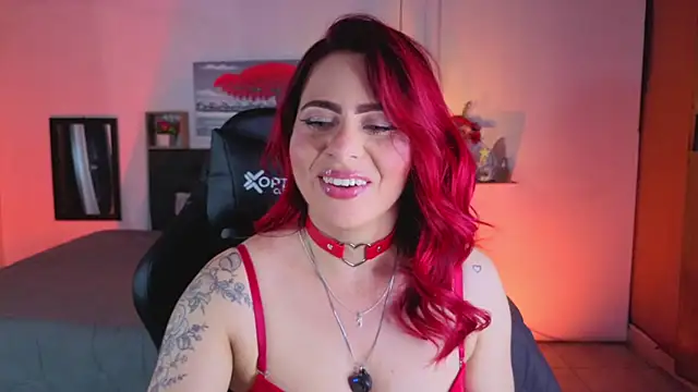 Dulce charlottee online show from April 14, 8:04 pm