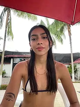 Snapshot of Ema_azel chatting on February 21, 4:26 pm Ema azel online show from February 21, 4:26 pm