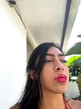 Snapshot of Ema_azel chatting on September 14, 3:11 pm Ema azel online show from September 14, 3:11 pm