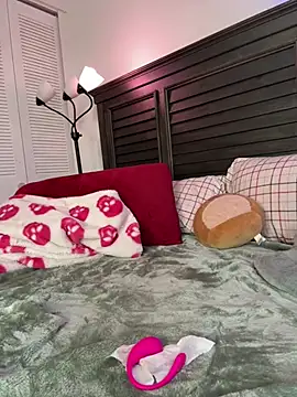 BrattyBae xo online show from March 2, 9:54 pm